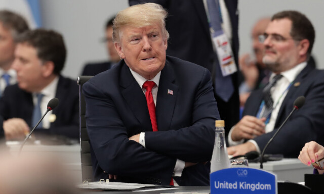 Farene som omringer Trump